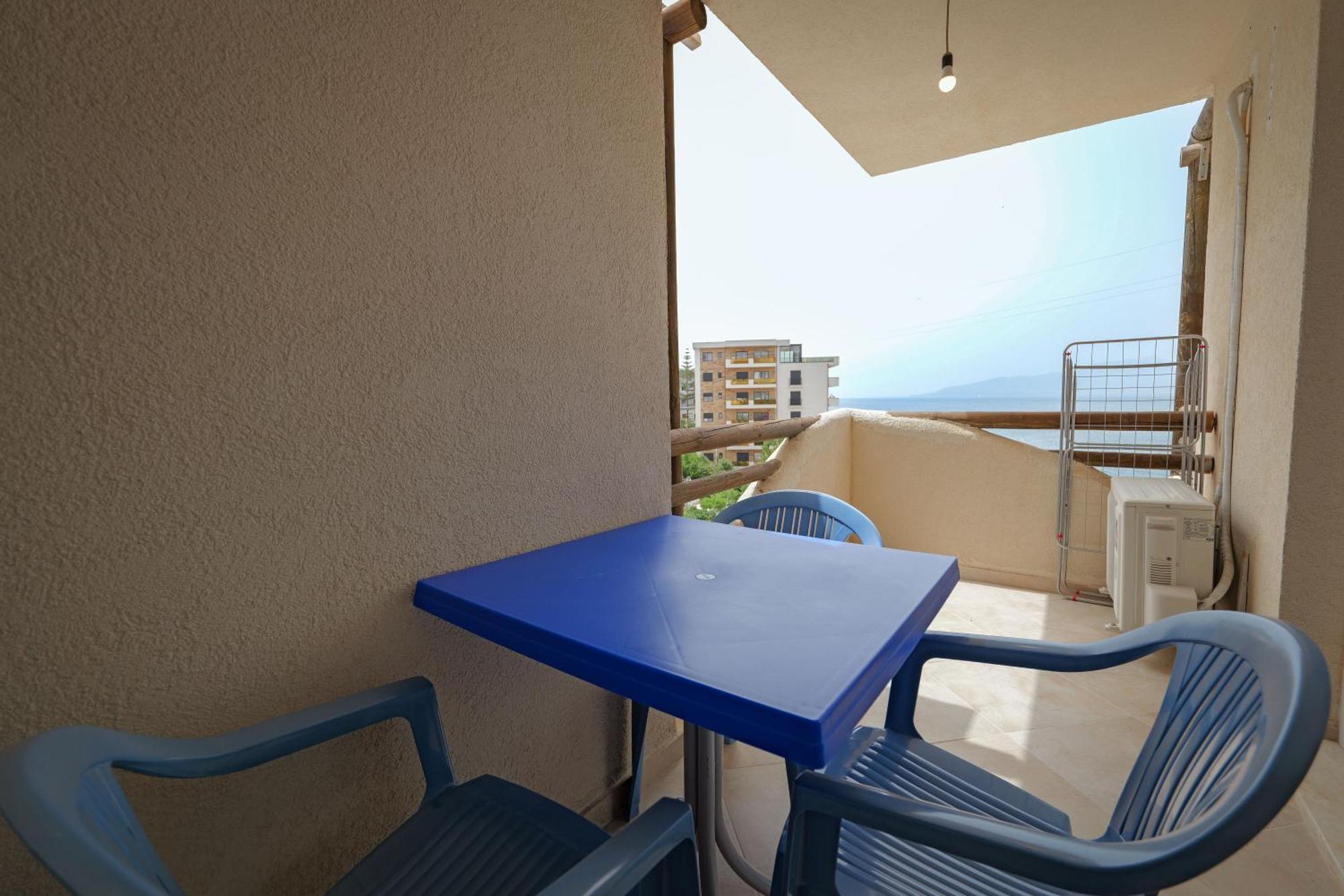 Apartment Marin Bougainville Sarande