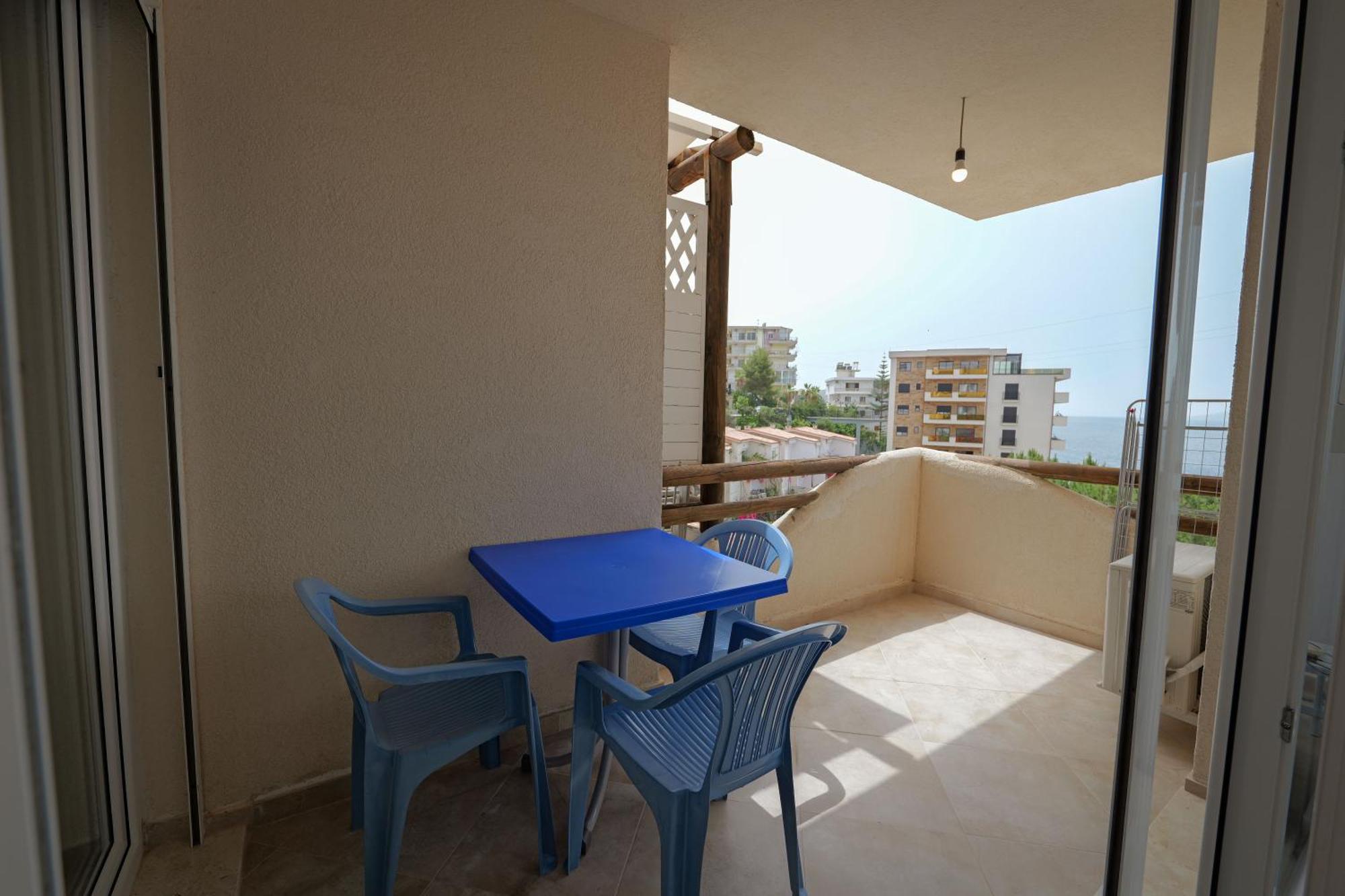 Marin Bougainville Apartamento